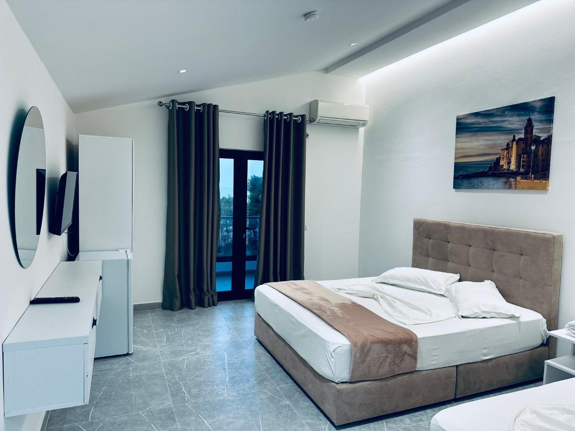 Molla Hotel Restorant Shëngjin Εξωτερικό φωτογραφία