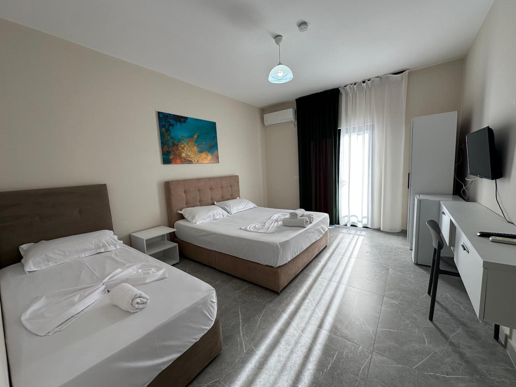 Molla Hotel Restorant Shëngjin Εξωτερικό φωτογραφία