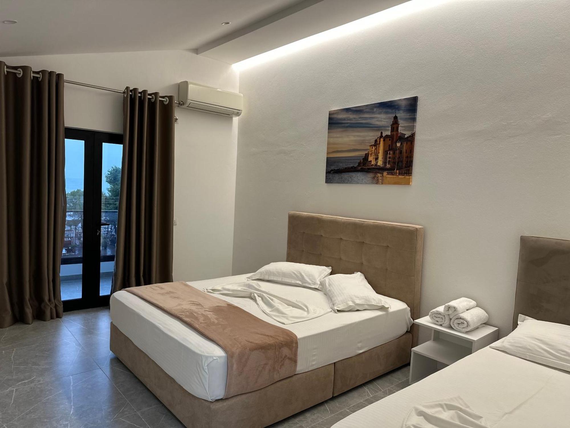 Molla Hotel Restorant Shëngjin Εξωτερικό φωτογραφία