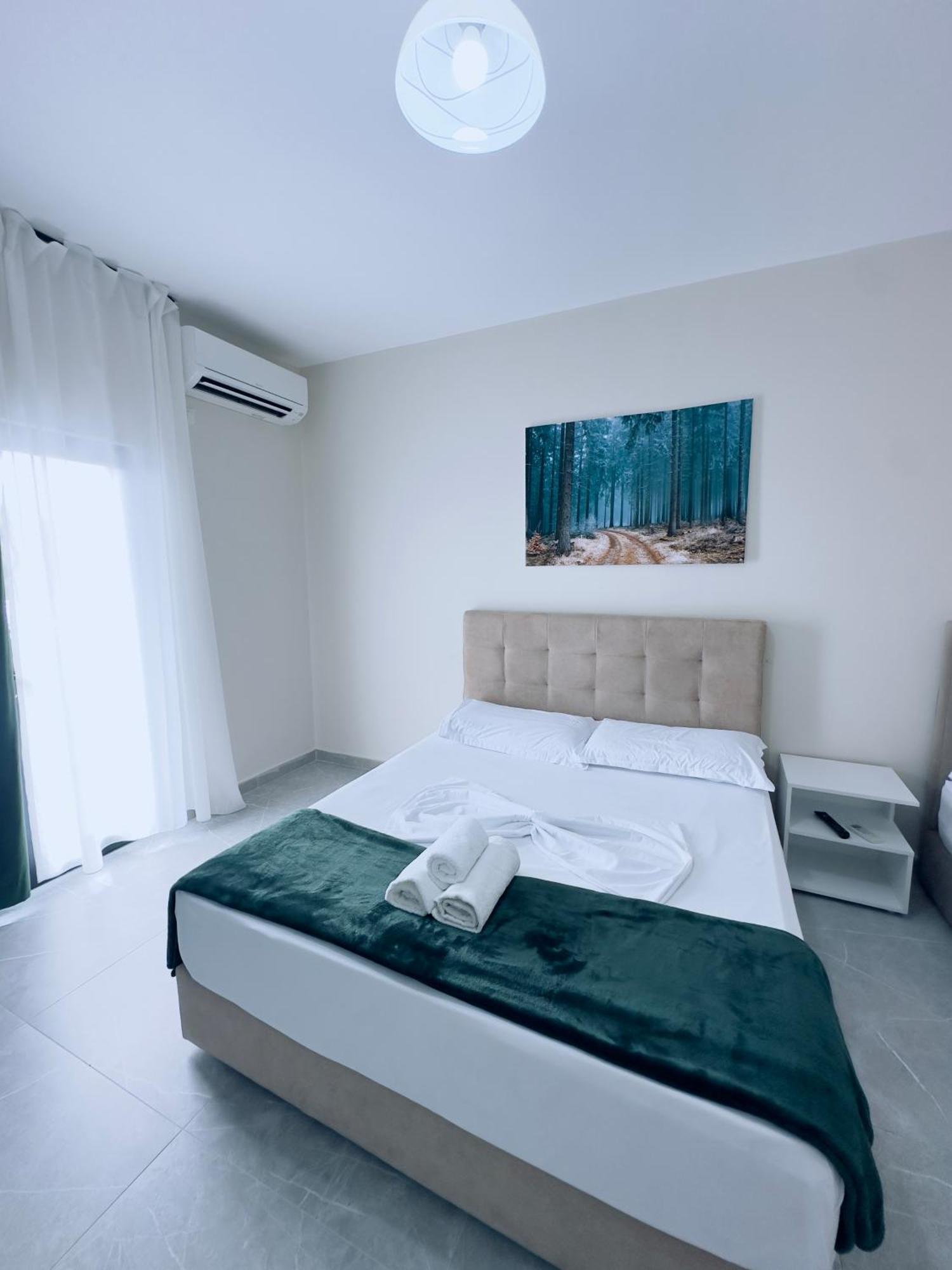 Molla Hotel Restorant Shëngjin Εξωτερικό φωτογραφία
